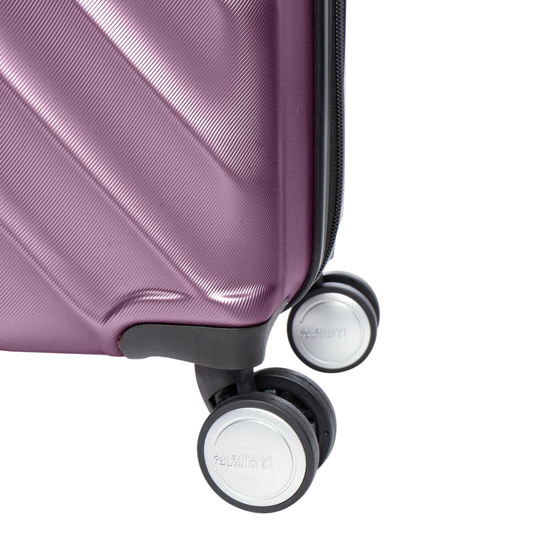 American Tourister Crave Collection Large Expandable Spinner Luggage