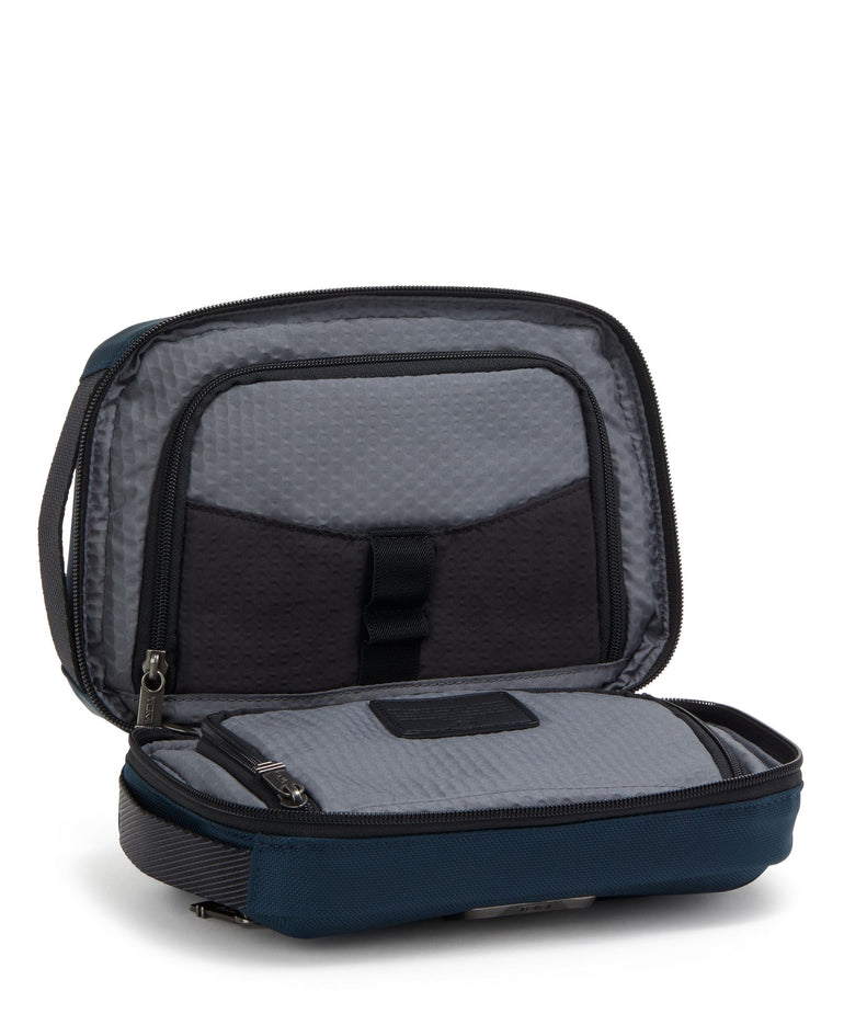 Tumi Alpha Bravo Trousse de voyage Response