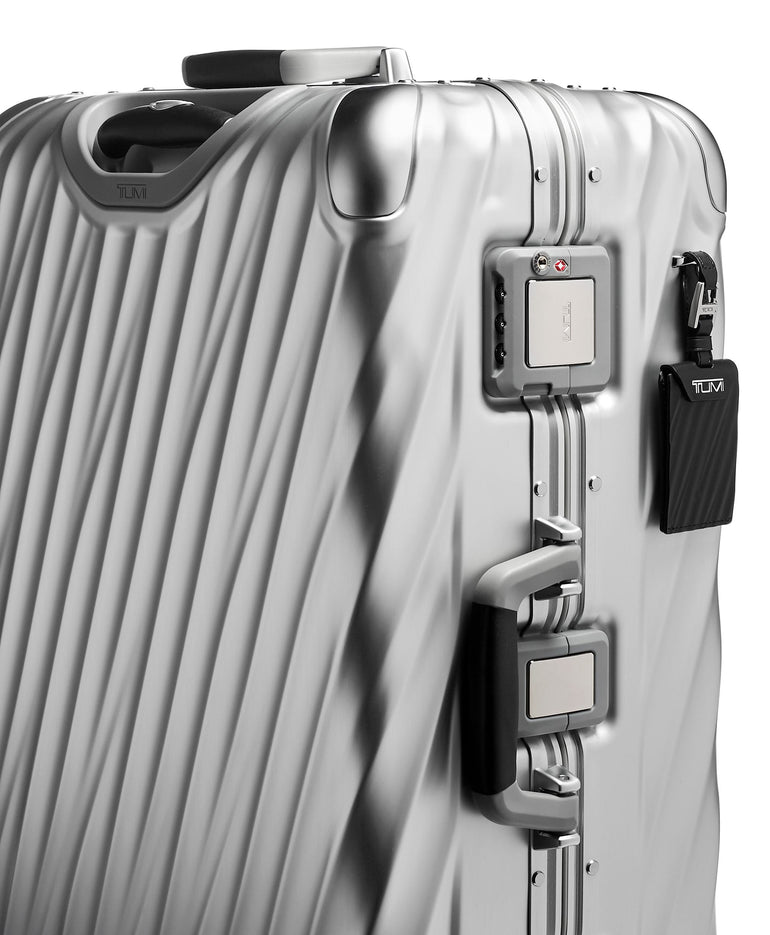 Tumi 19 Degree Aluminum Short Trip Packing Case Medium Luggage