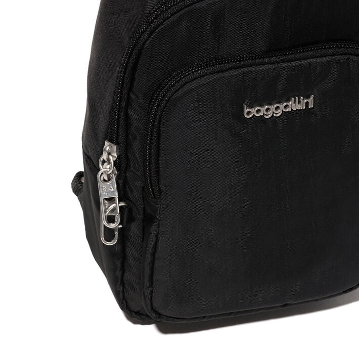 Baggallini Securtex Anti-Theft Daytripper Sling