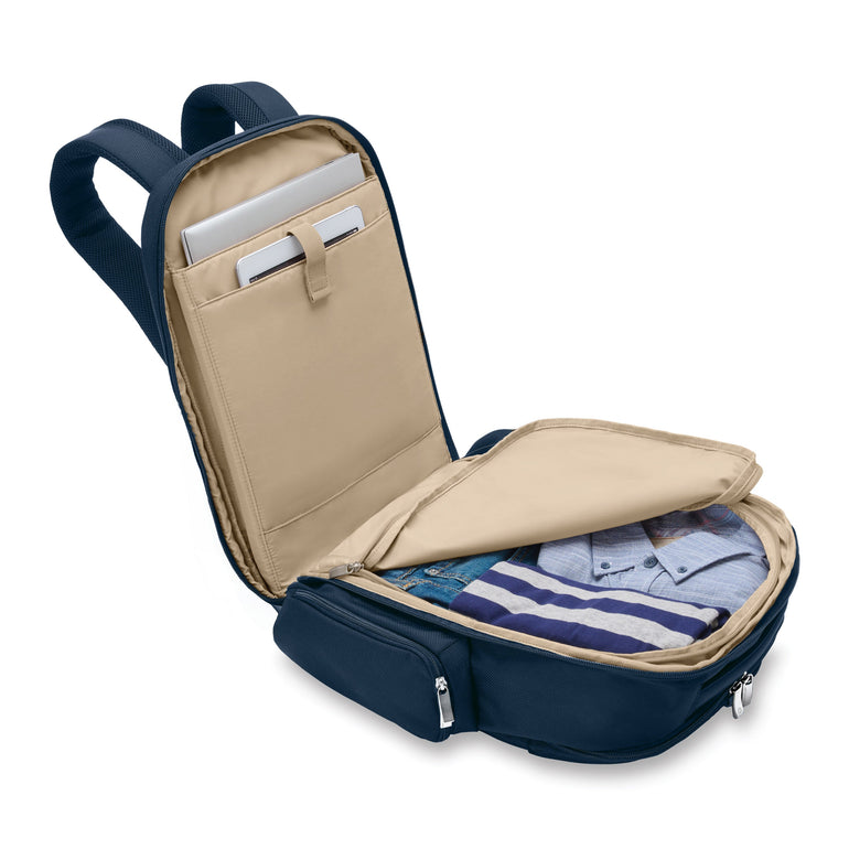 Briggs & Riley NEW Baseline Traveler Backpack