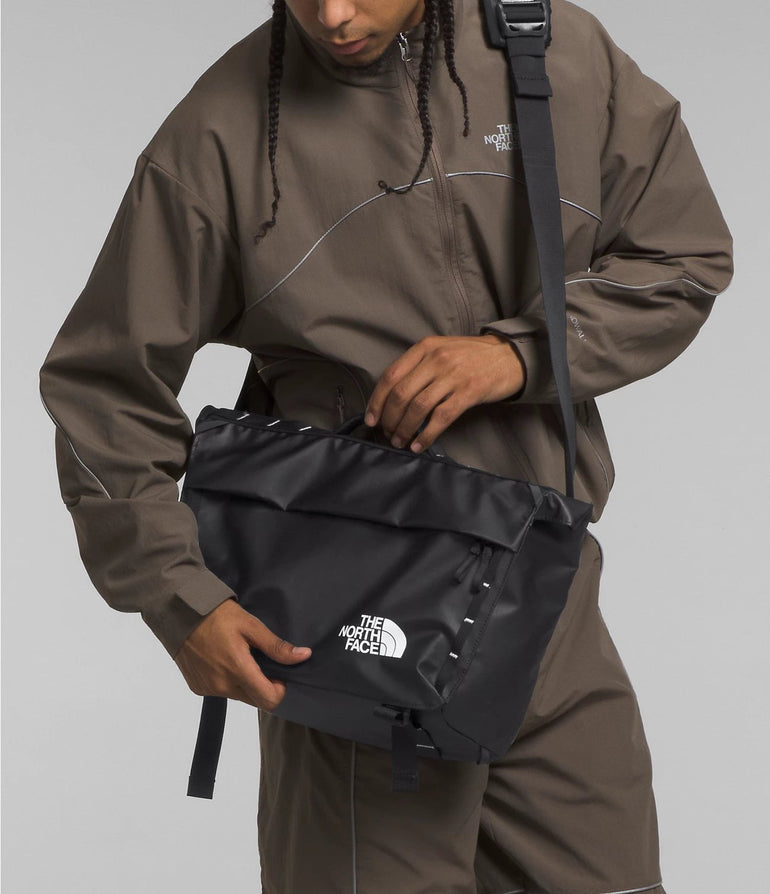 The North Face Base Camp Voyager Messenger Bag