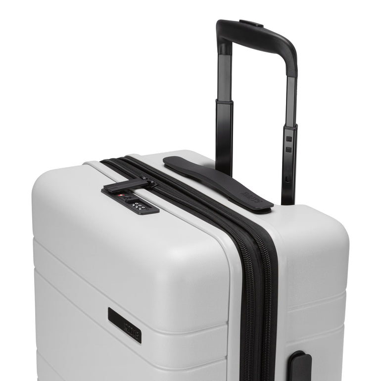 Roots Travel Expandable Spinner 19" Carry-On Luggage