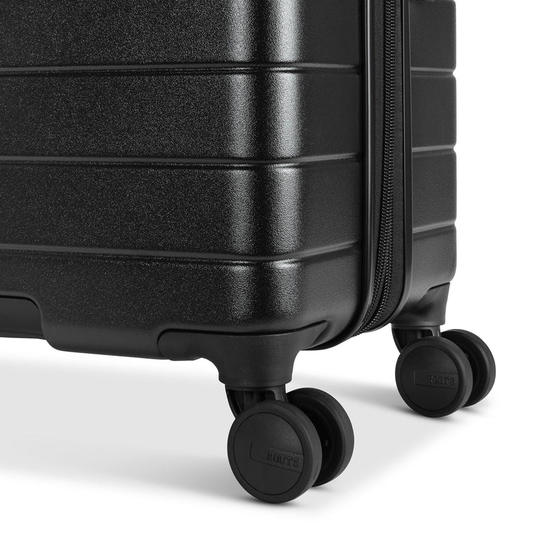 Roots Travel Expandable Spinner 24" Medium Luggage