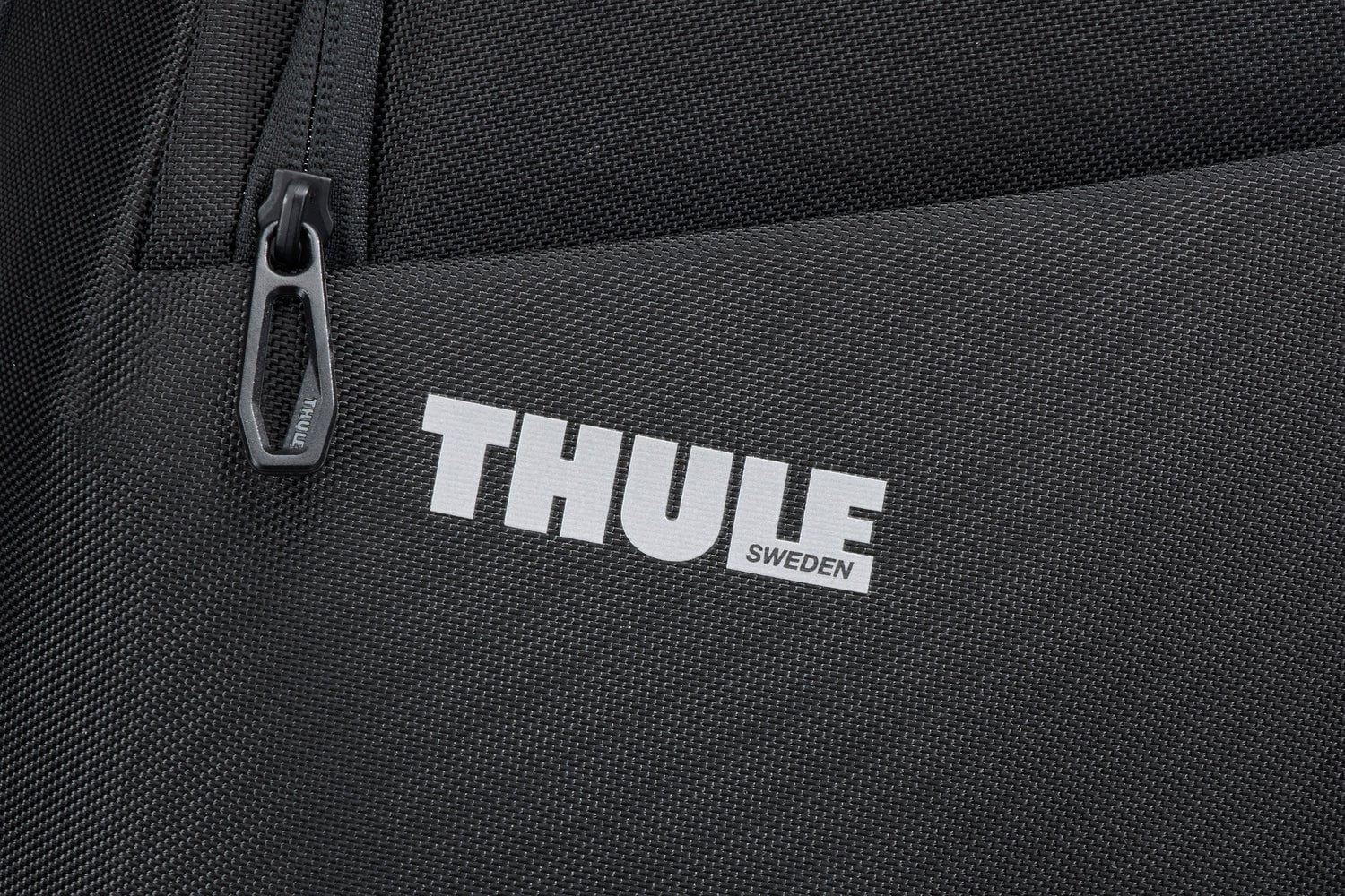 Thule Accent Convertible Backpack 17L