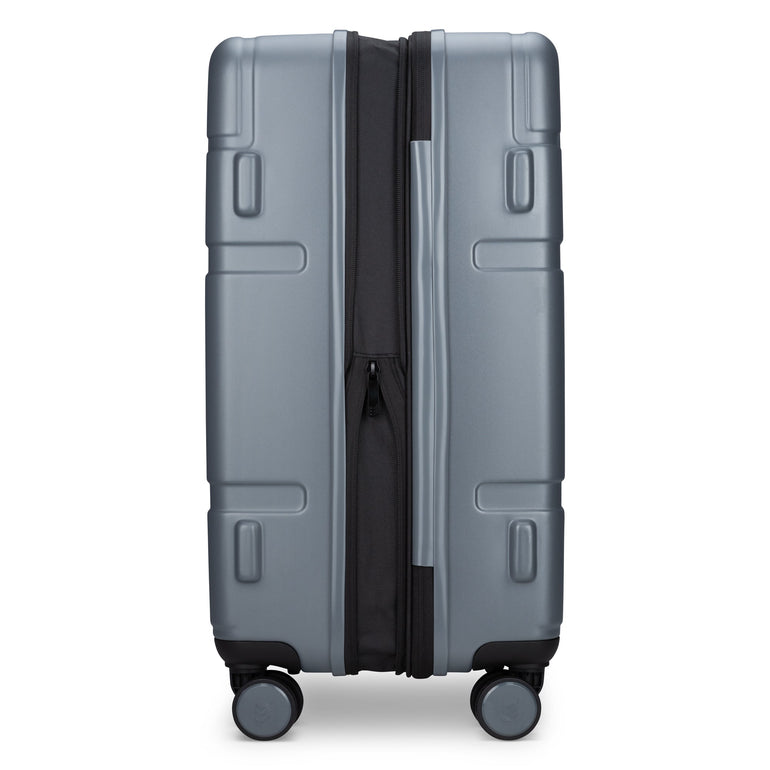 Travelite Itinerary Polycarbonate Expandable Spinner 24" Medium Luggage