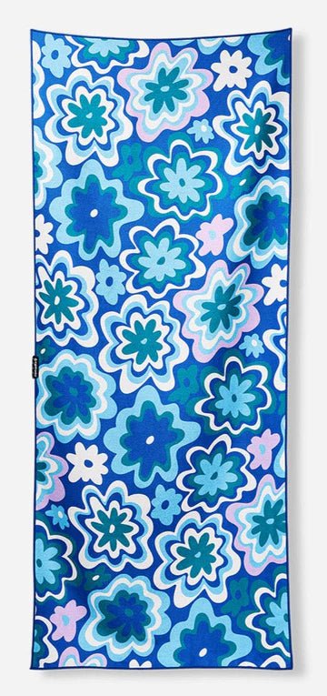 Nomadix Original Towel - Groovy Flowers Blue Green